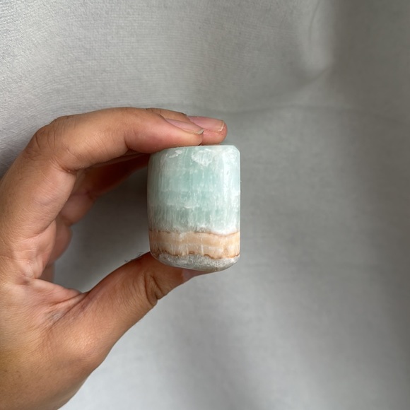 Caribbean Calcite Freeform Crystal #1 - Picture 5 of 7